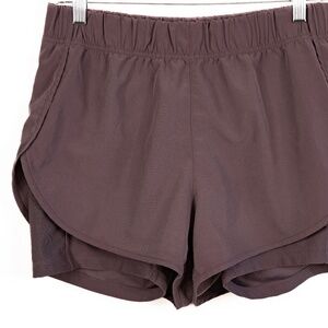 MPG Size M Wine Color Athletic Shorts Lightweight With Dolphin Hem, Mesh Pockets